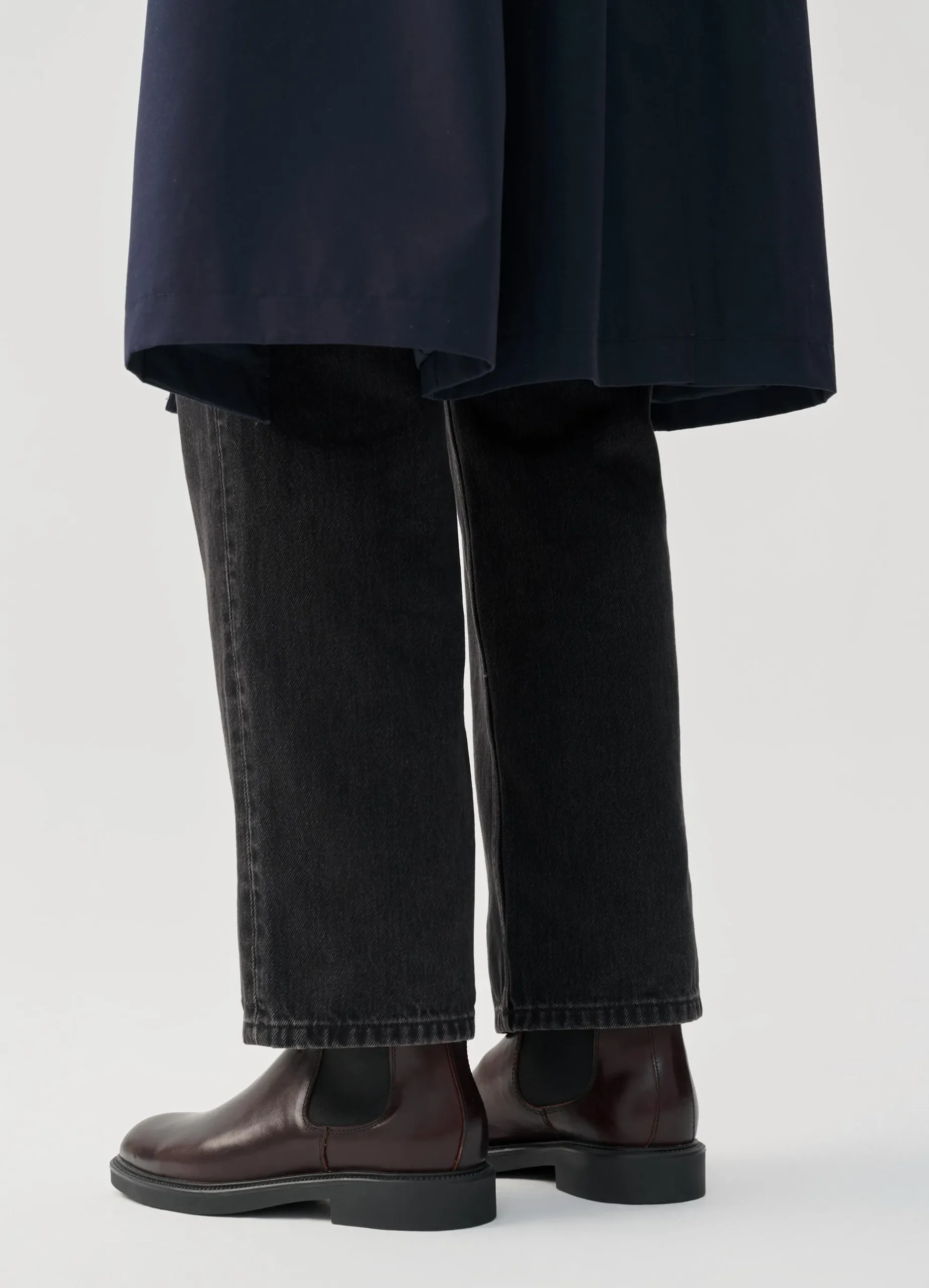 ALEX M BOOTS