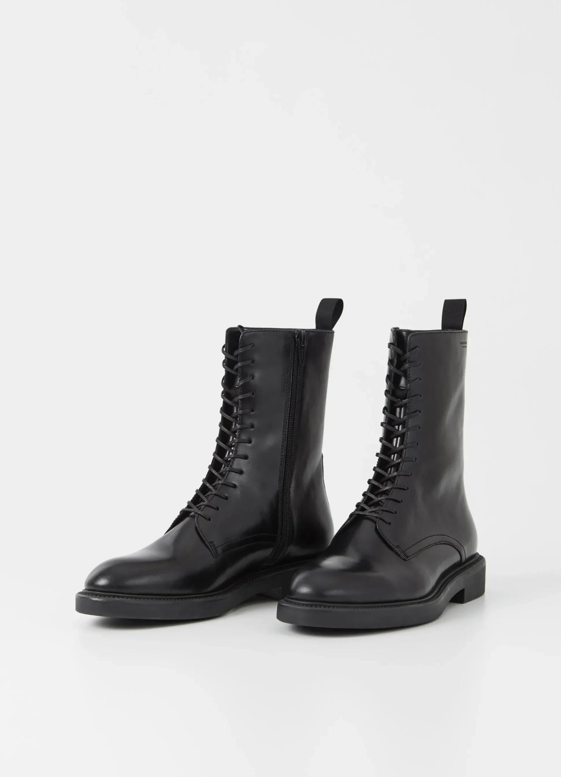 ALEX W BOOTS