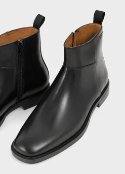 ANDREW BOOTS