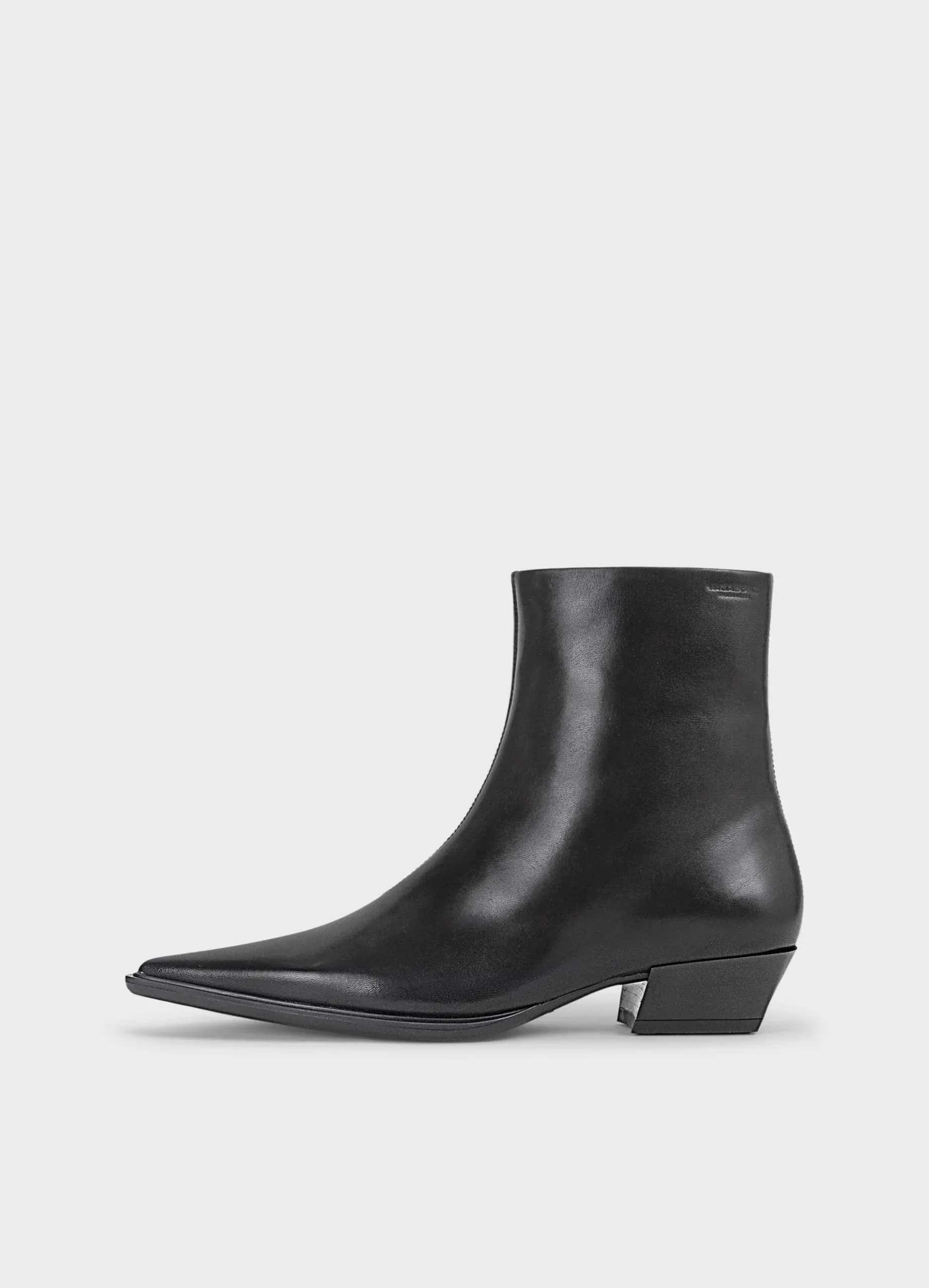CASSIE BOOTS
