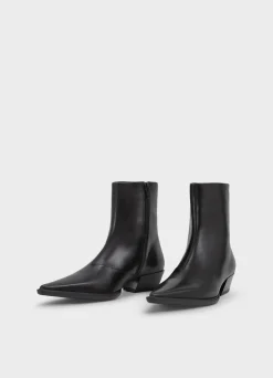 CASSIE BOOTS