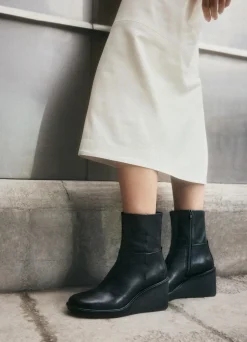 DEENA BOOTS