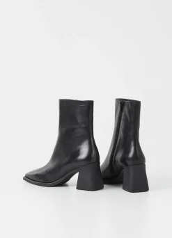HEDDA BOOTS
