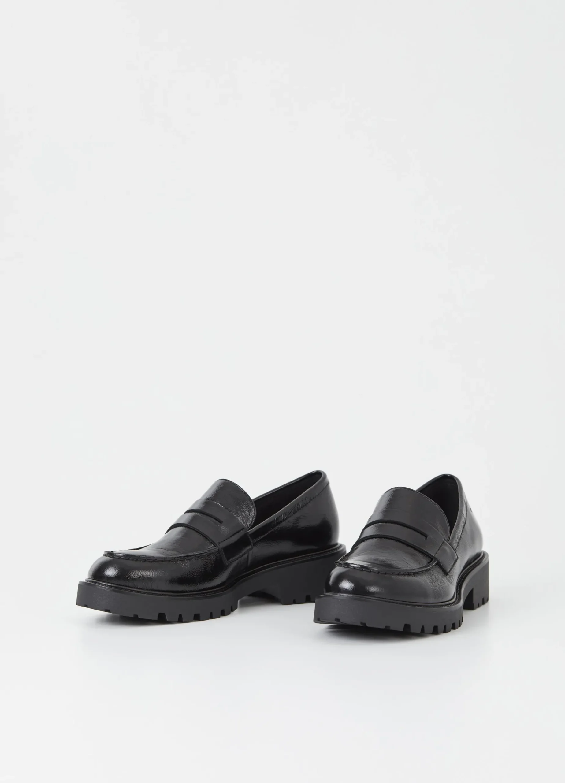 KENOVA LOAFERS