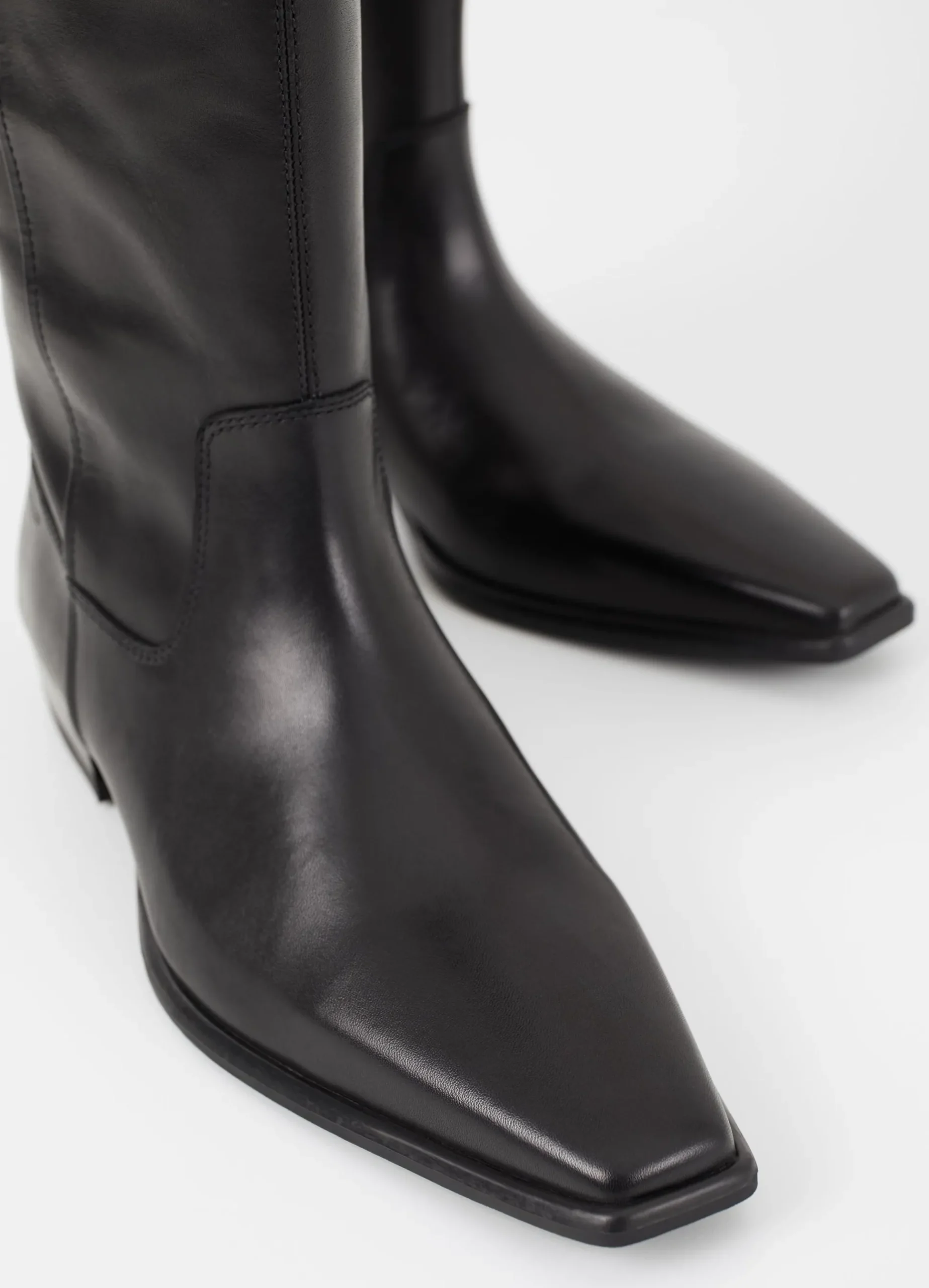 NELLA BOOTS