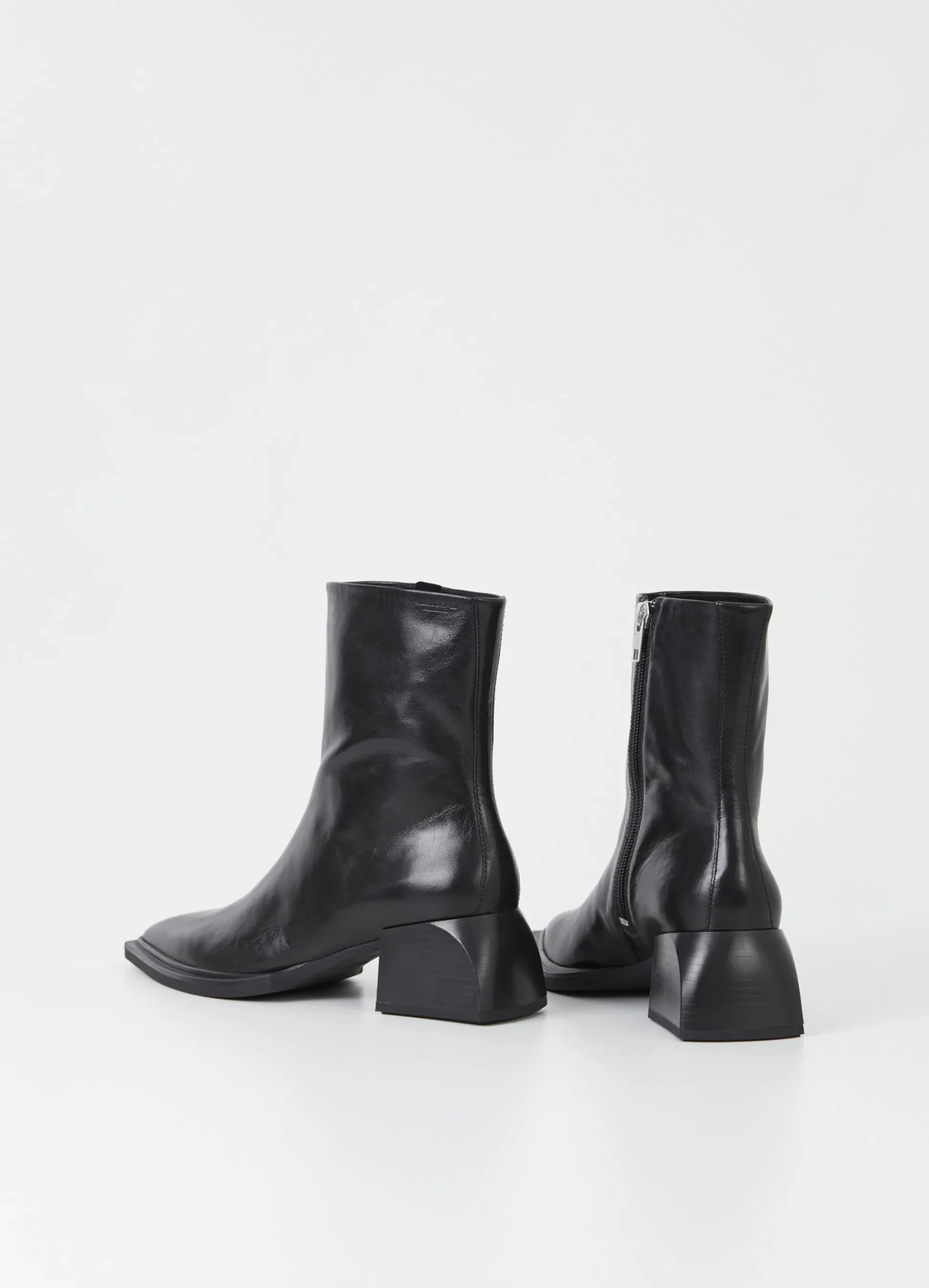 VIVIAN BOOTS