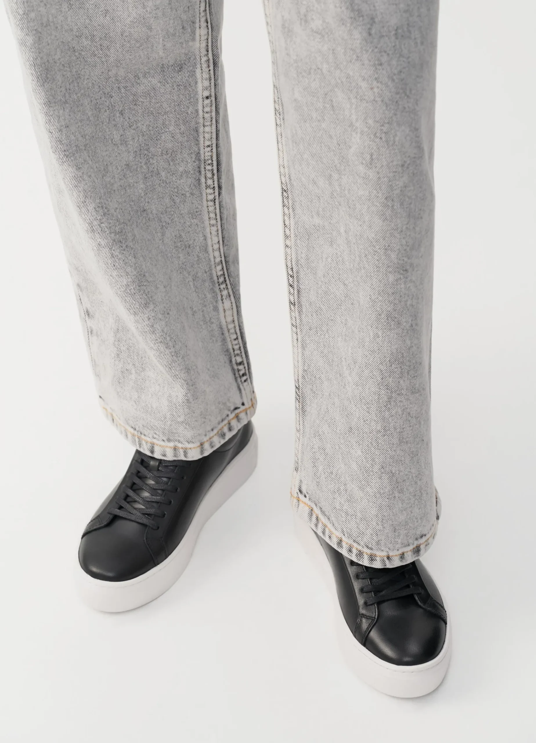ZOE PLATFORM SNEAKERS